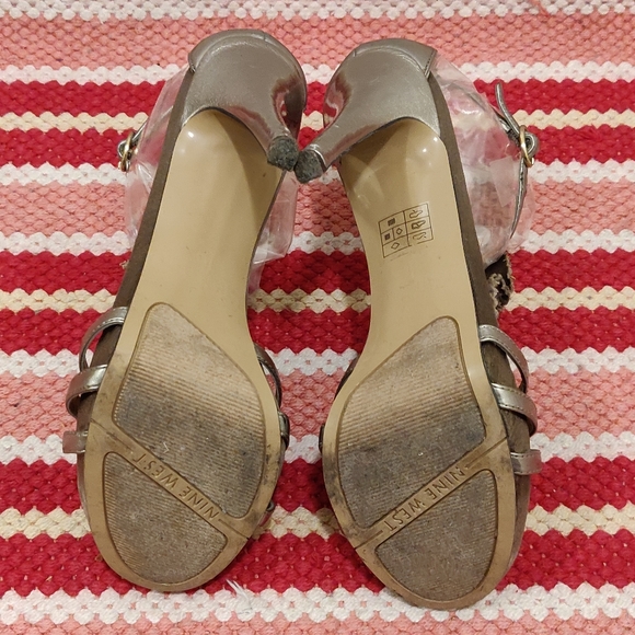 Jeweled champagne stiletto sandals size 6 - Picture 7 of 11